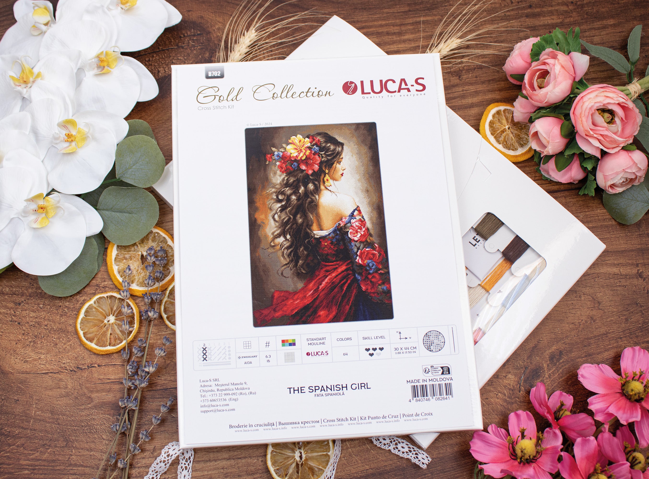 Cross Stitch Kit Luca-S GOLD - The Spanish Girl, B702