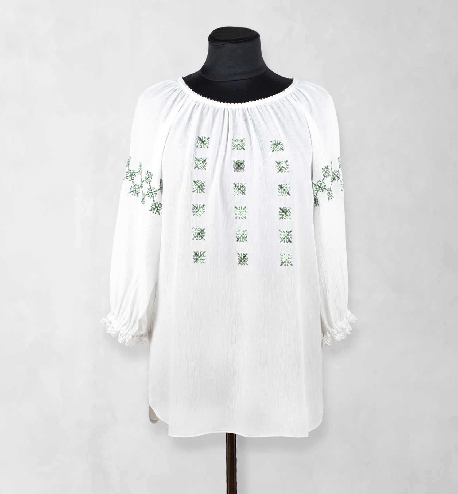 Romanian Traditional Blouse, F192