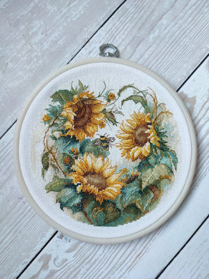 Cross Stitch Kit with Hoop Included Luca-S - Sunflower, BC202 - Luca-S Cross Stitch Kits