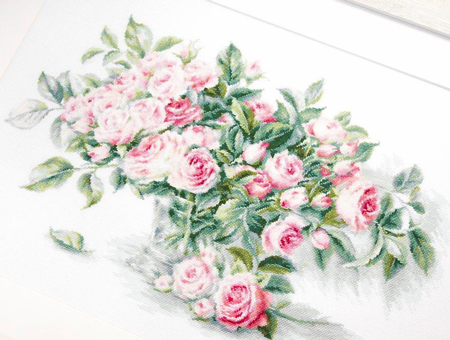 Cross Stitch Kit - Bouquet of Pink Roses, B2286 - Luca-S Cross Stitch Kits