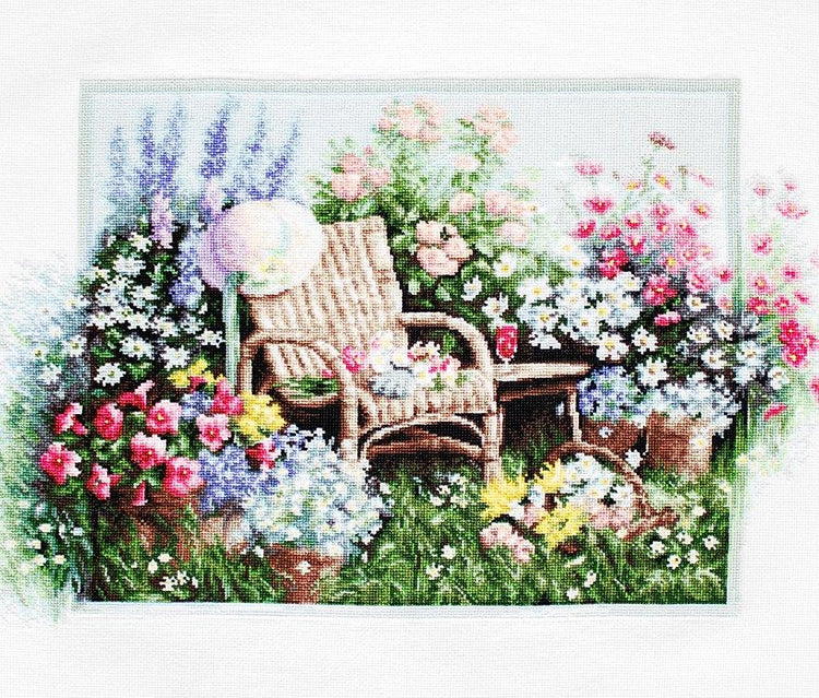 Cross Stitch Kit Luca-S - Blooming Garden, B2344 - Luca-S