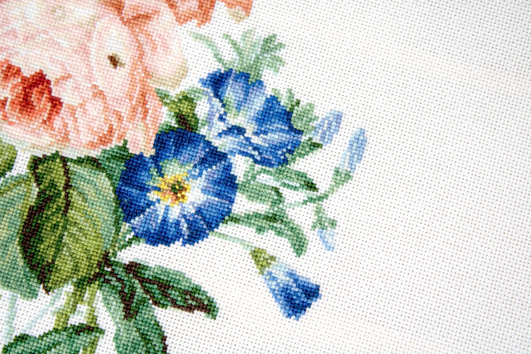 Cross Stitch Kit Luca-S - Bouquet of Roses, B2351 - Luca-S