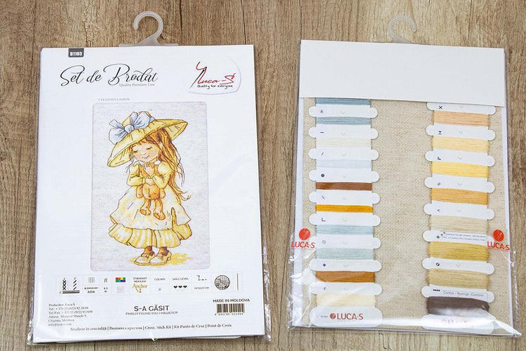 Cross Stitch Kit Luca-S - The girl with a bear, B1103 - Luca-S