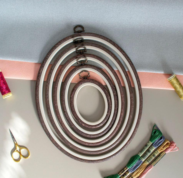 Pink Embroidery Hoop - Oval Nurge Flexible Hoop - Luca-S Hoops