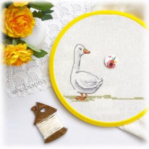 Cross Stitch Hoops, Nurge Beech Embroidery Hoops